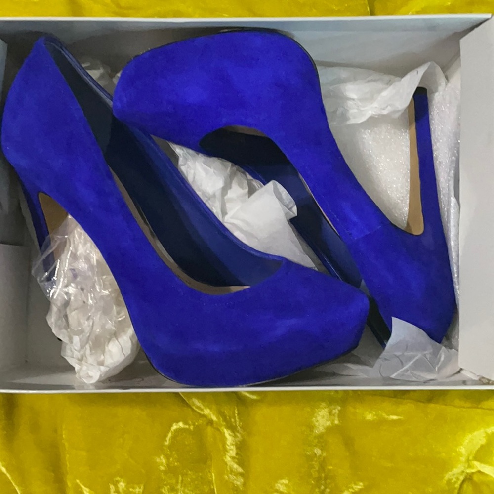 Jessica Simpson Violet Blue Suede Platform Pumps